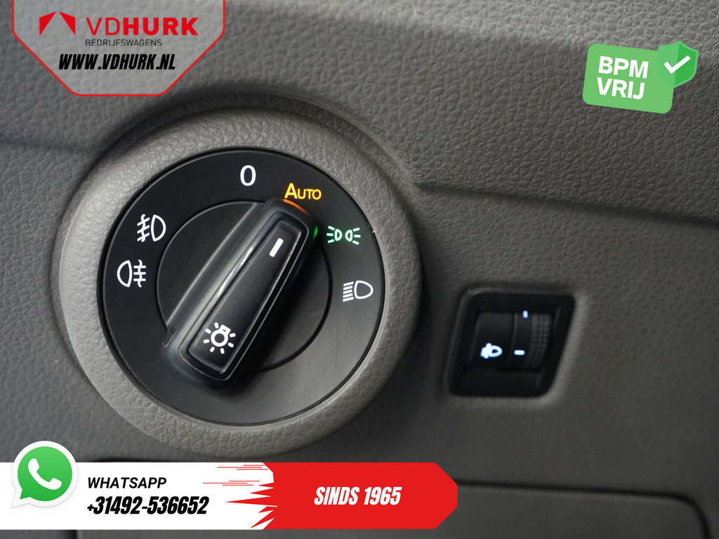 Volkswagen Transporter 2.0 TDI L2 BPM VRIJ! NL Auto/ Carplay/ Cruise/ Airco/ Navi/ PDC 16