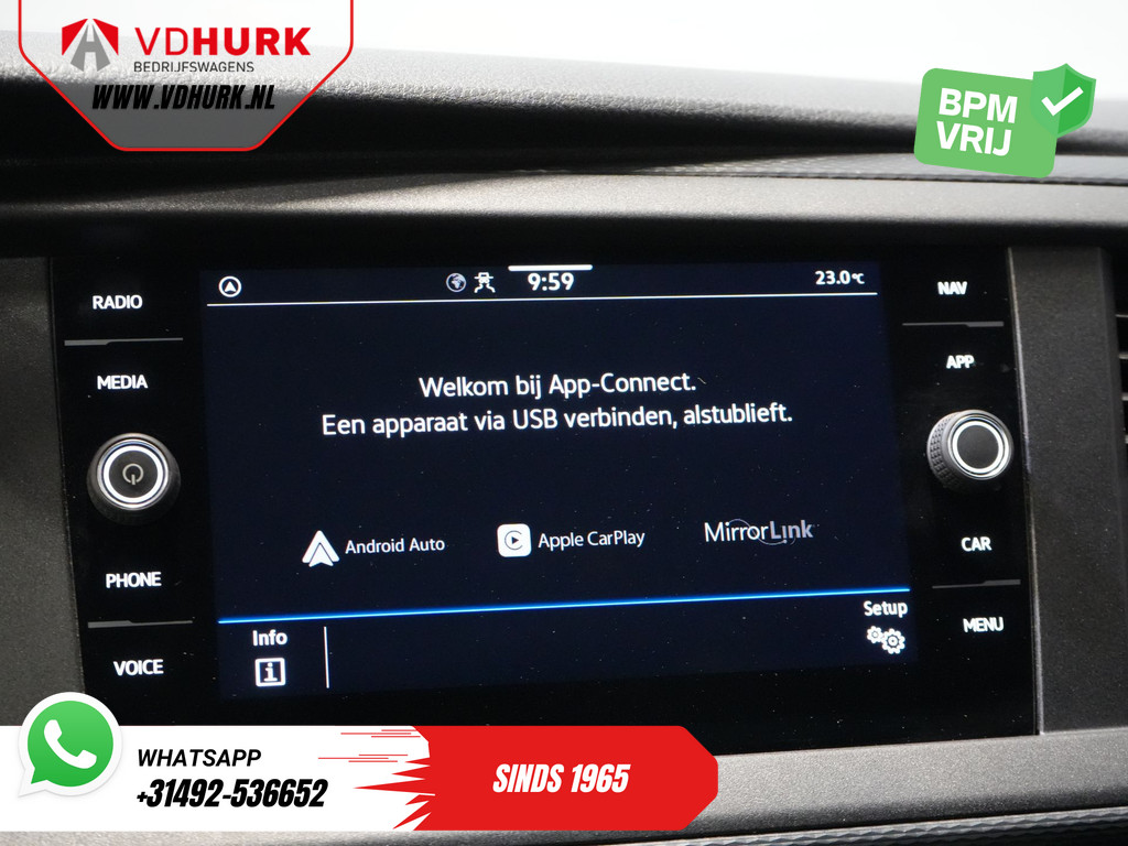 Volkswagen Transporter 2.0 TDI L2 BPM VRIJ! NL Auto/ Carplay/ Cruise/ Airco/ Navi/ PDC 21