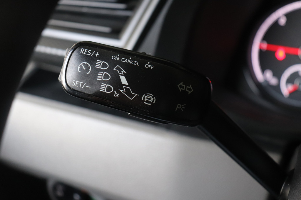 Volkswagen Transporter 2.0 TDI L2 EURO 6 - Airco - Navi - Cruise - â¬15.950,- Excl. 21