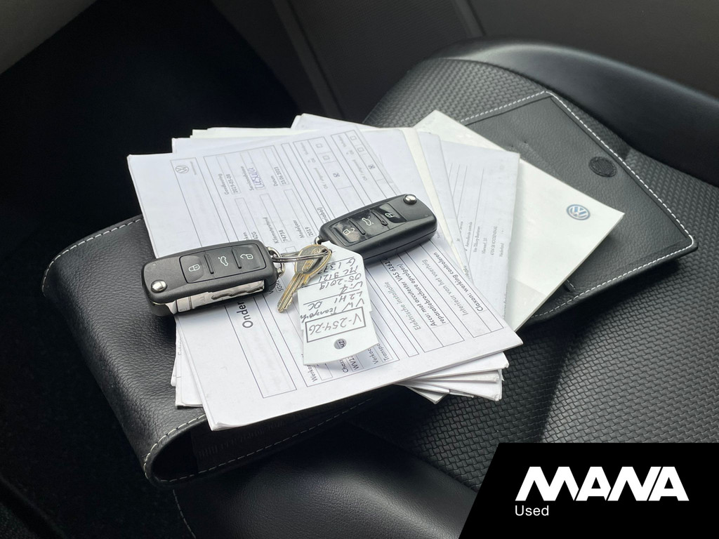 Volkswagen Transporter 2.0TDI L2H1 102PK DC Comfortline 5 Zits Airco Trekhaak 16