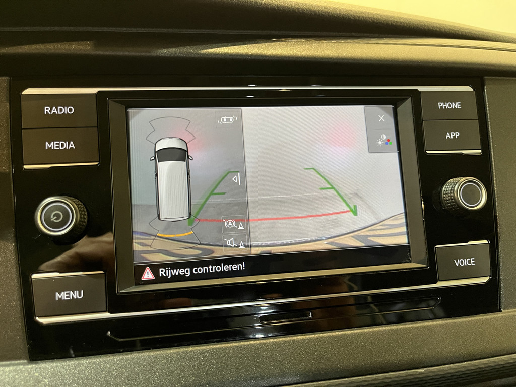 Volkswagen Transporter 2.0 TDI L2H1 150 PK Automaat Servicebus / Bott Inrichting / Euro 6 / 2X Schuifdeur / Airco / Cruise Control / Camera / CarPlay / Klep / 56.200 KM !! 10