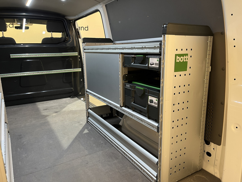 Volkswagen Transporter 2.0 TDI L2H1 150 PK Automaat Servicebus / Bott Inrichting / Euro 6 / 2X Schuifdeur / Airco / Cruise Control / Camera / CarPlay / Klep / 56.200 KM !! 14