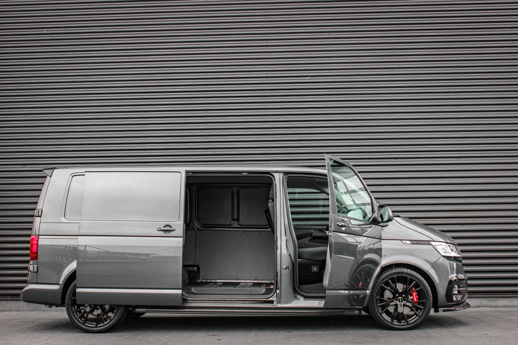 Volkswagen Transporter 2.0 TDI L2H1 150PK DSG JB- EDITION / VERLAGINGSVEREN / ACTIVE DISPLAY / PDC / PDC / DIRECT RIJDEN / FULL 7