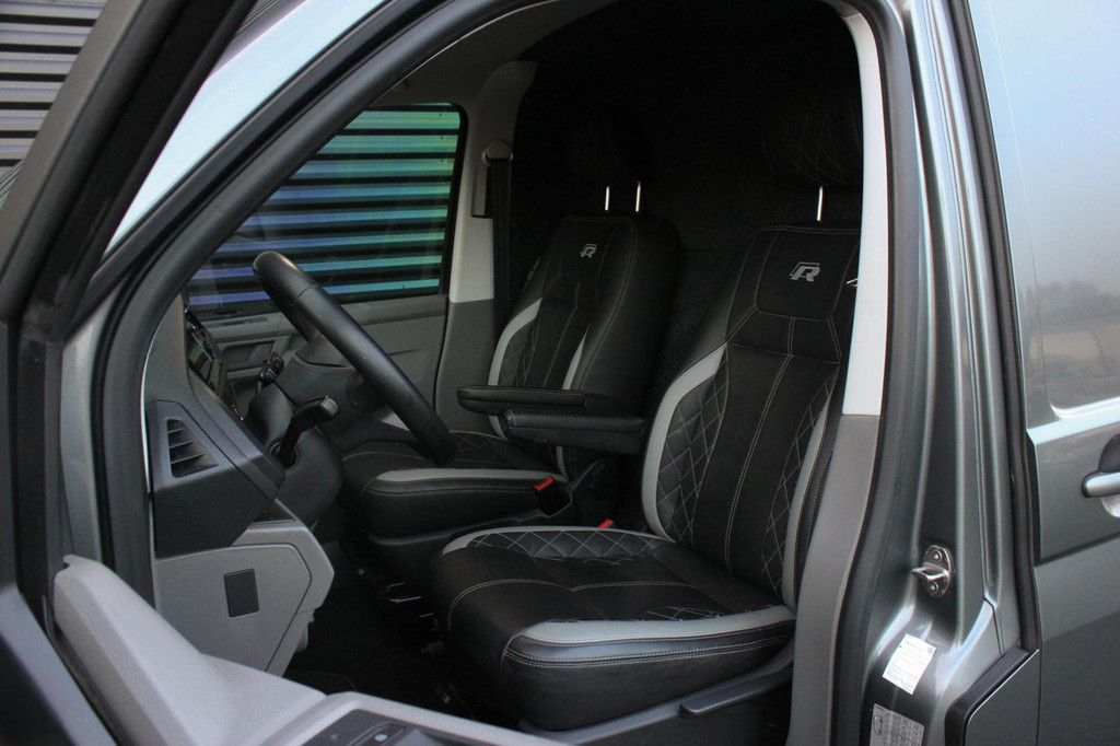 Volkswagen Transporter 2.0 TDI L2H1 150PK JB-EDITION DSG / PDC / VERLAGINGSVEREN / LEDEREN BEKLEDING / FULL / APPLE CARPLAY / NAVI 13