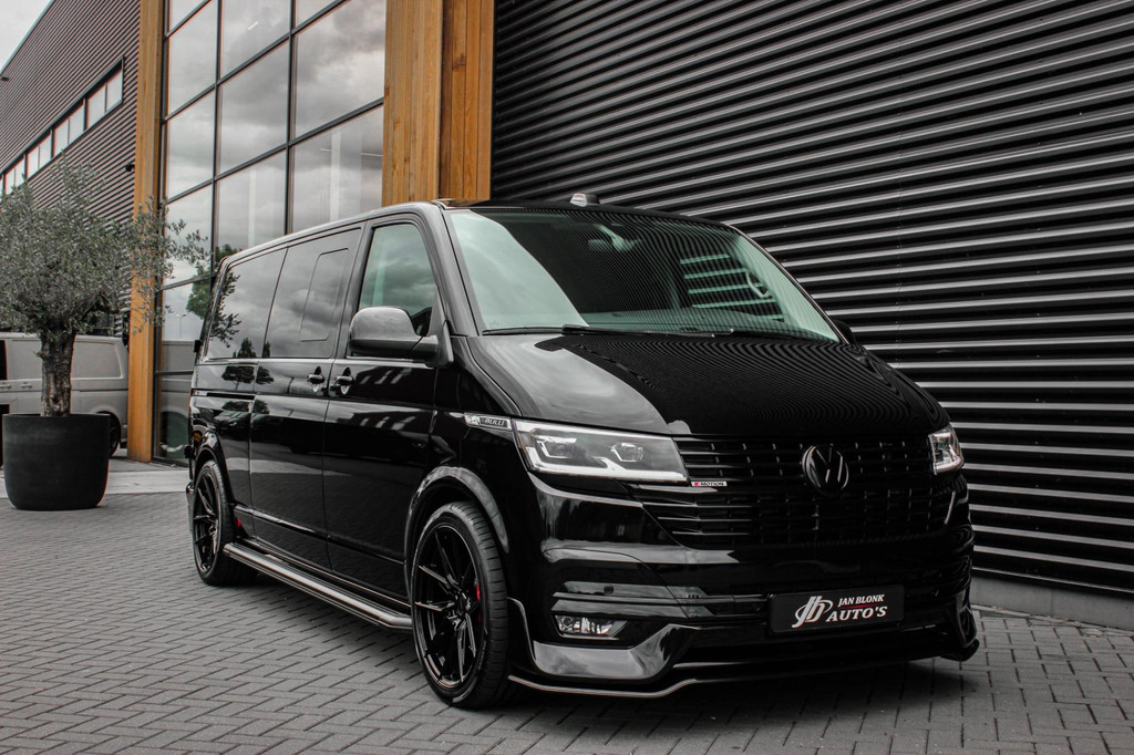 Volkswagen Transporter 2.0 TDI L2H1 199PK BULLI DC 4MOTION DUBBEL CABINE / KUIPSTOELEN / FULL OPTINS / LEDERENBEKLEDING/FULL BLACK 10