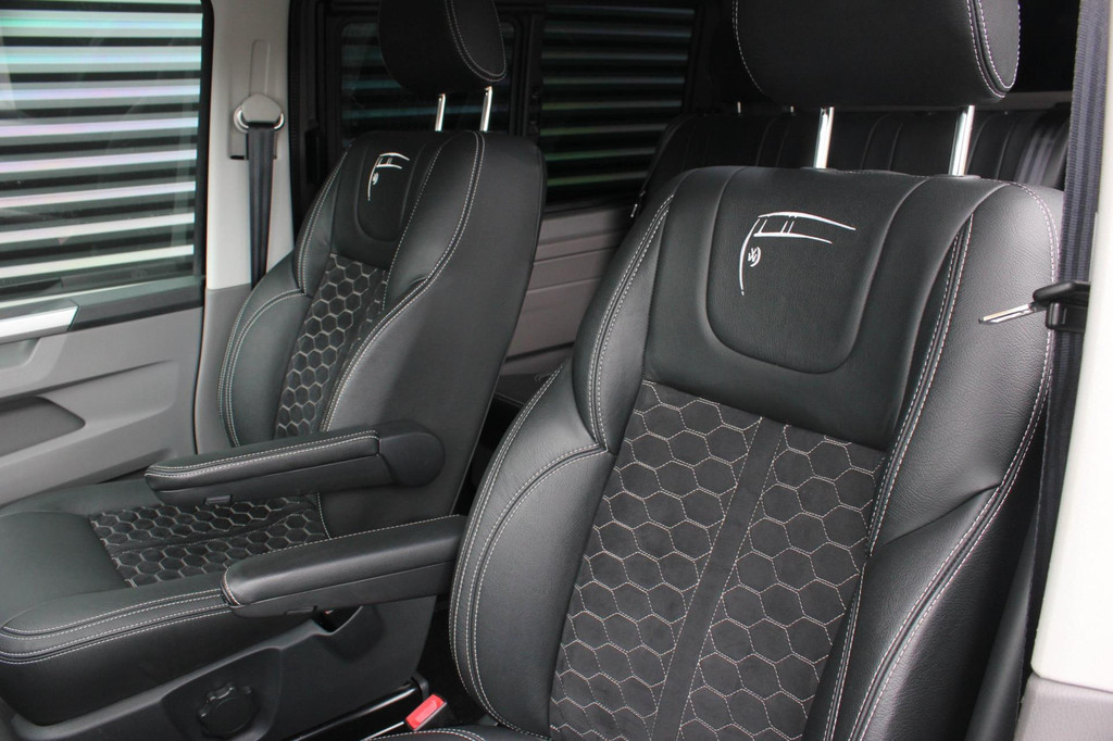 Volkswagen Transporter 2.0 TDI L2H1 199PK BULLI DC 4MOTION DUBBEL CABINE / KUIPSTOELEN / FULL OPTINS / LEDERENBEKLEDING/FULL BLACK 16
