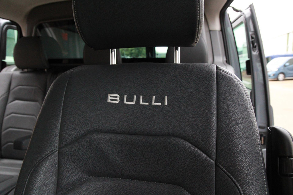 Volkswagen Transporter 2.0 TDI L2H1 204PK DC Bulli / Dubbel cabine / Automaat / 5 pers / Trekhaak afneembaar 19