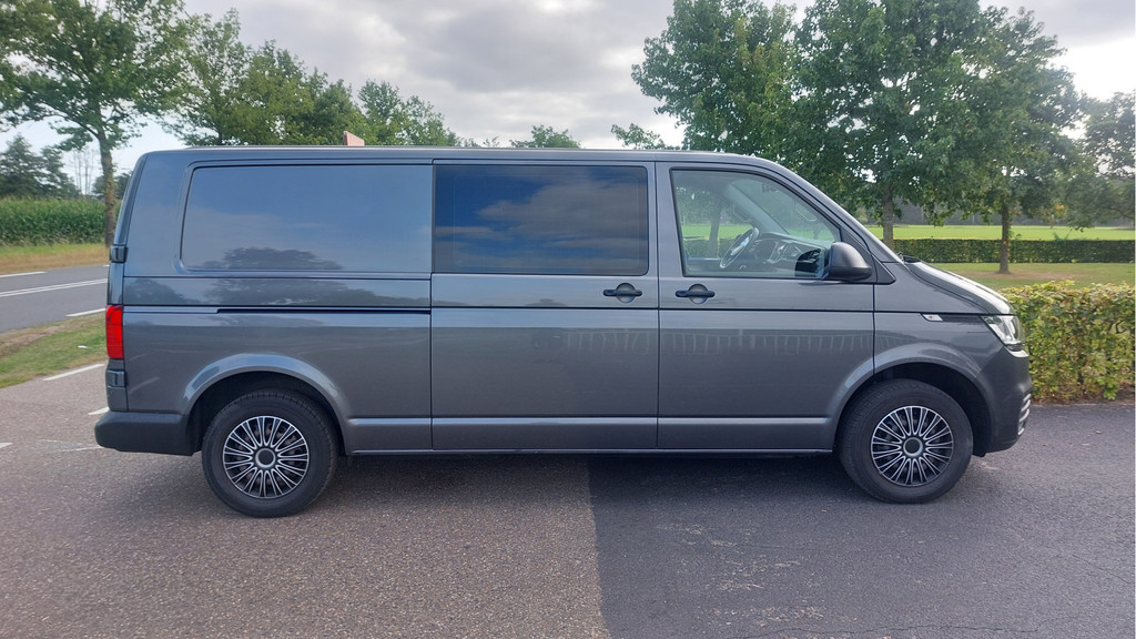 Volkswagen Transporter 2.0 TDI L2H1 28 AIRCO/NAVI BJ 2021 15