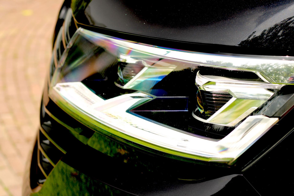 Volkswagen Transporter 2.0 TDI L2H1 28 Bulli 10