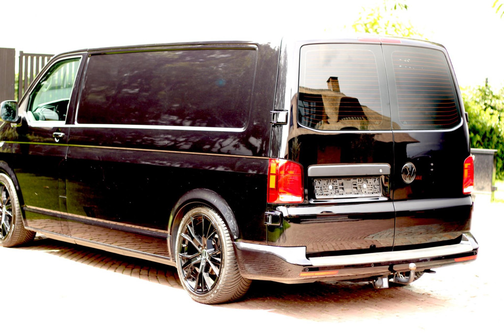 Volkswagen Transporter 2.0 TDI L2H1 28 Bulli 18