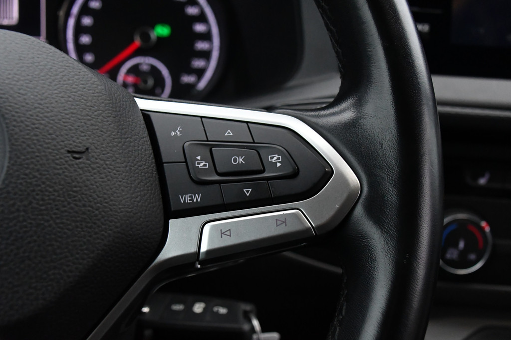 Volkswagen Transporter 2.0 TDI L2H1 30 Black & White Edition Cruise, Carplay, 2 x Schuifdeur, Sensoren, Automaat, 150PK, LED, UNIEK! 21