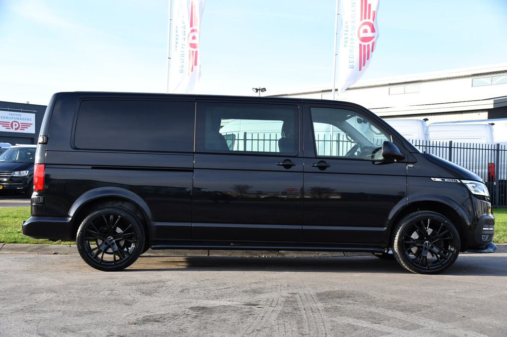 Volkswagen Transporter 2.0 TDI L2H1 30 DC Bulli Black Edition Virtual, Adaptie cruise, Camera, Carplay, 199pk, Sensoren, Automaat, Leder, Trekhaak, LED, 2 x Schuifdeur, Uniek! 10