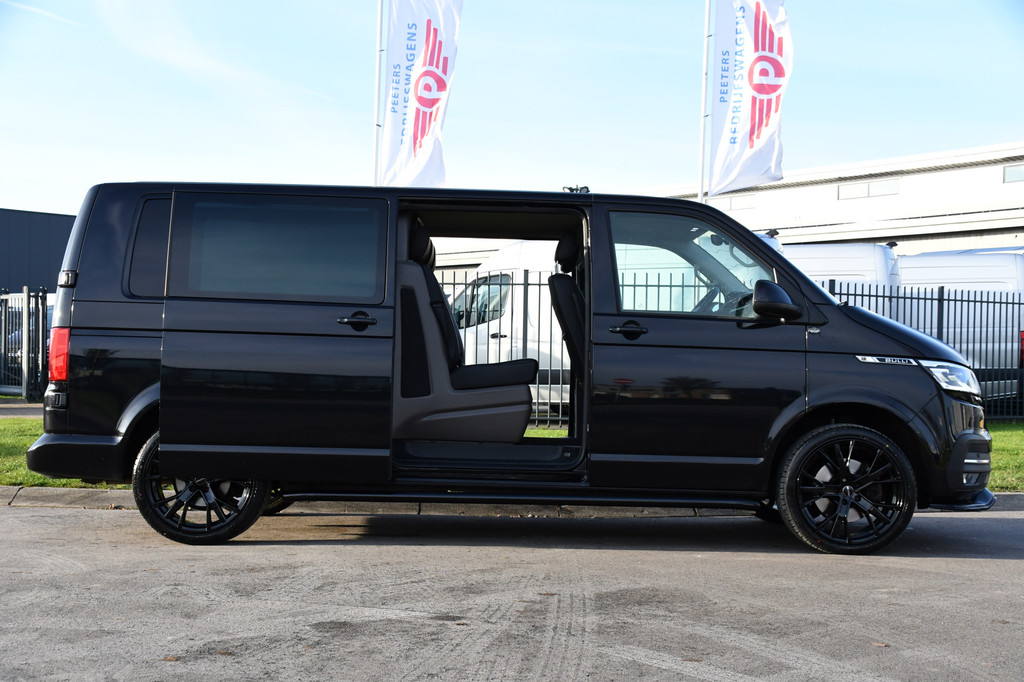 Volkswagen Transporter 2.0 TDI L2H1 30 DC Bulli Black Edition Virtual, Adaptie cruise, Camera, Carplay, 199pk, Sensoren, Automaat, Leder, Trekhaak, LED, 2 x Schuifdeur, Uniek! 11