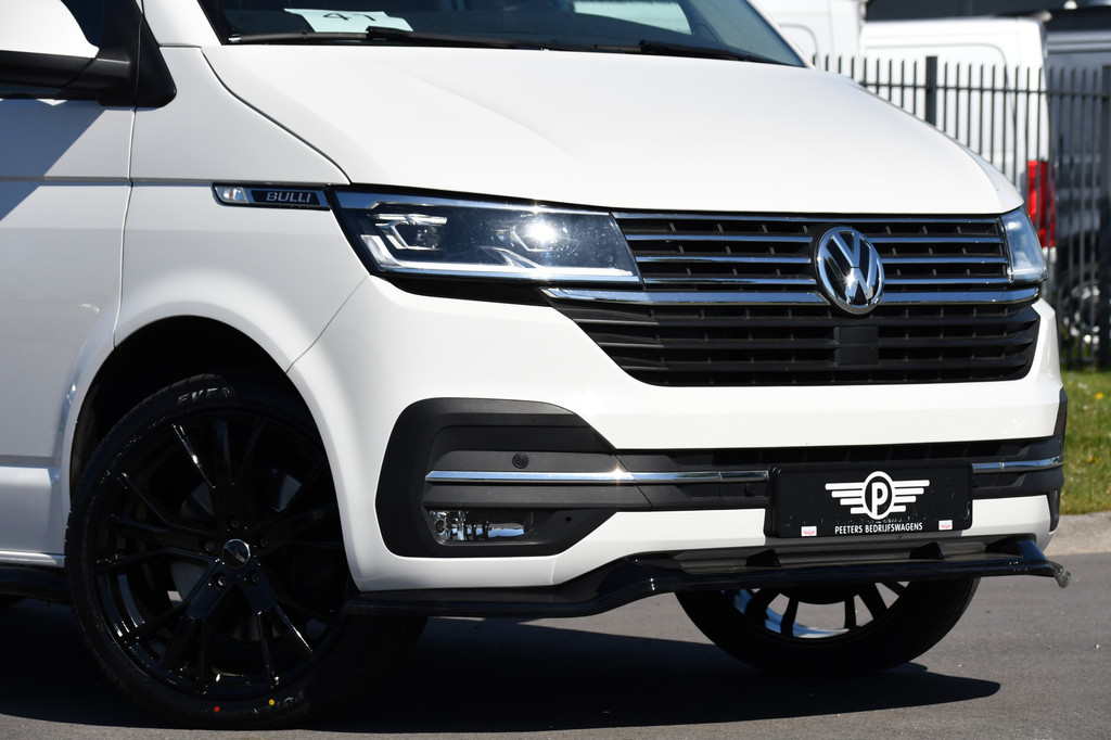 Volkswagen Transporter 2.0 TDI L2H1 30 DC Bulli Virtual, Adaptieve Cruise, 199PK, LED, Electrische deur, Stoelverwarming, Trekhaak, Uniek! 8