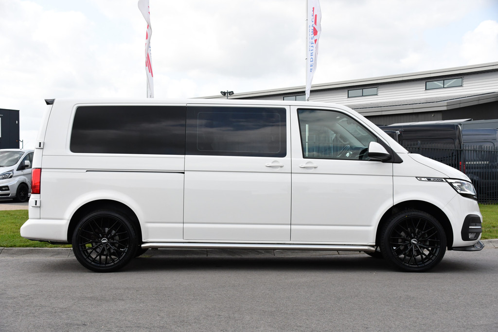 Volkswagen Transporter 2.0 TDI L2H1 30 DC Bulli Virtual, Adaptieve Cruise, Carplay, Stoelverwarming, 2 x Schuifdeur, 150pk, Camera, Trekhaak, LED, Uniek! 10