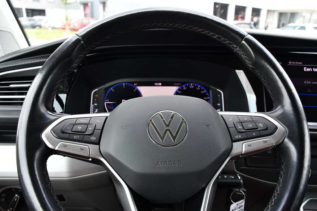 Volkswagen Transporter 2.0 TDI L2H1 30 DC Bulli Virtual, Adaptieve Cruise, Carplay, Stoelverwarming, 2 x Schuifdeur, 150pk, Camera, Trekhaak, LED, Uniek! 16