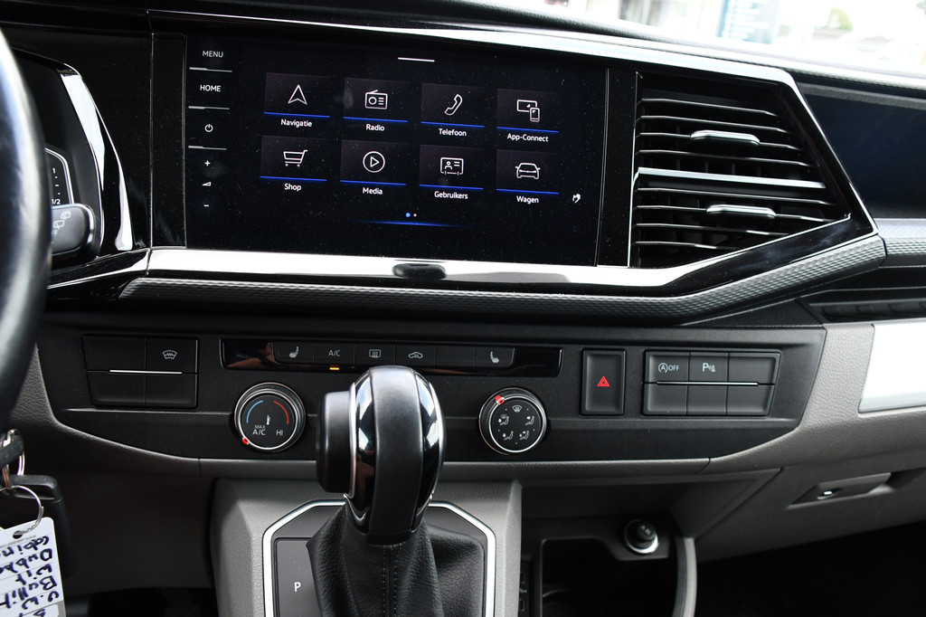 Volkswagen Transporter 2.0 TDI L2H1 30 DC Bulli Virtual, Adaptieve Cruise, Carplay, Stoelverwarming, 2 x Schuifdeur, 150pk, Camera, Trekhaak, LED, Uniek! 20