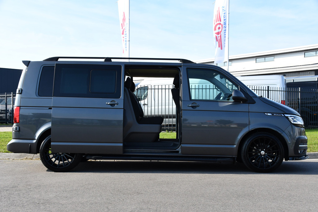 Volkswagen Transporter 2.0 TDI L2H1 30 DC Bulli Virtual, Carplay, Camera, LED, 150pk, 2 x Schuifdeur, Automaat, Trekhaak, Uniek! 11