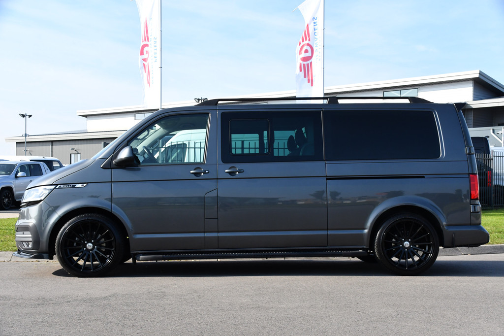 Volkswagen Transporter 2.0 TDI L2H1 30 DC Bulli Virtual, Carplay, Camera, LED, 150pk, 2 x Schuifdeur, Automaat, Trekhaak, Uniek! 9