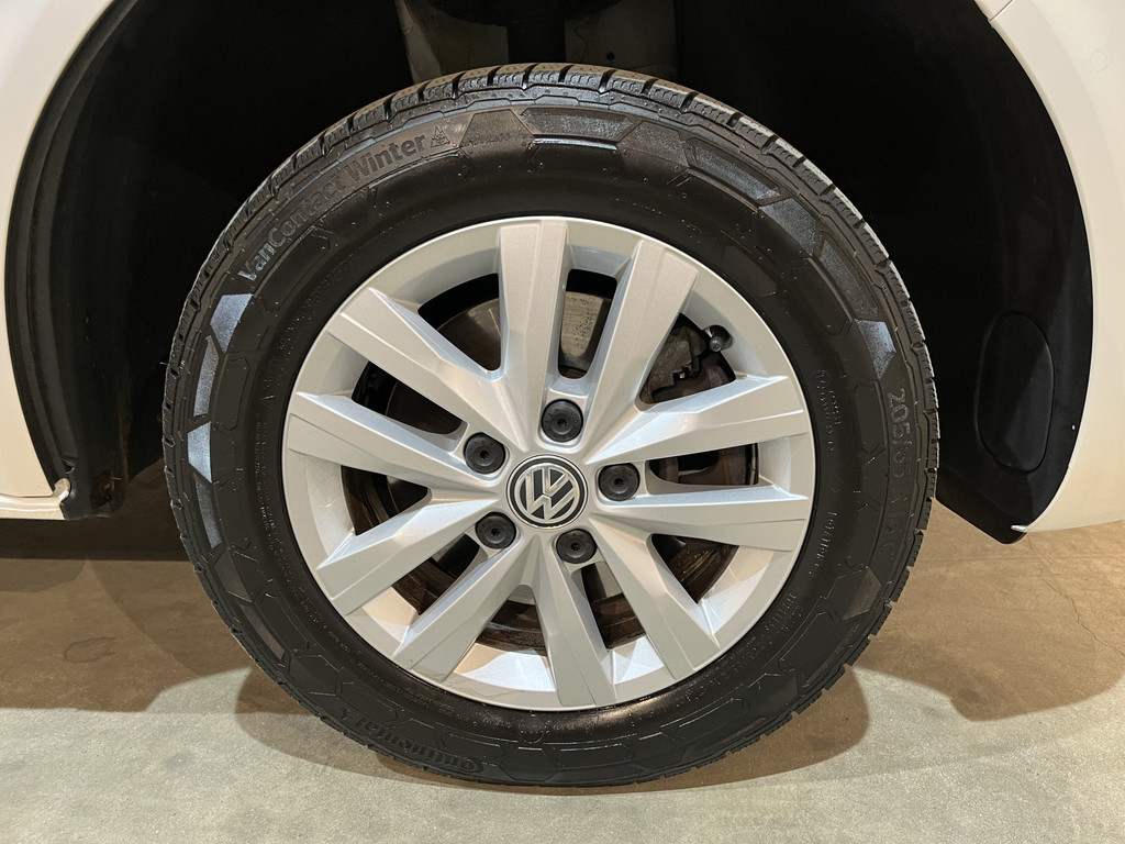 Volkswagen Transporter 2.0 TDI L2H1 30 DC Dubbel Cabine 150 PK Automaat / Euro 6 / Airco / Cruise Control / Camera / CarPlay / Trekhaak / Navigatie / Klep 19