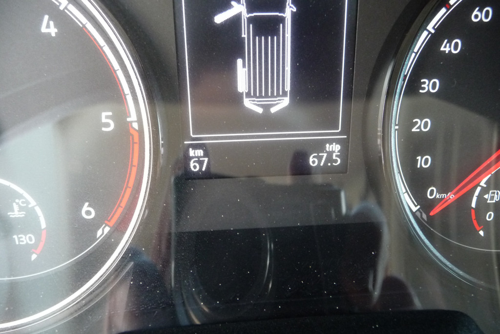 Volkswagen Transporter 2.0 TDI L2H1 30 Highline DC 5 zits Aut 204 pk 2 zijschuifdeur, trekhaak, BPM vrij 19