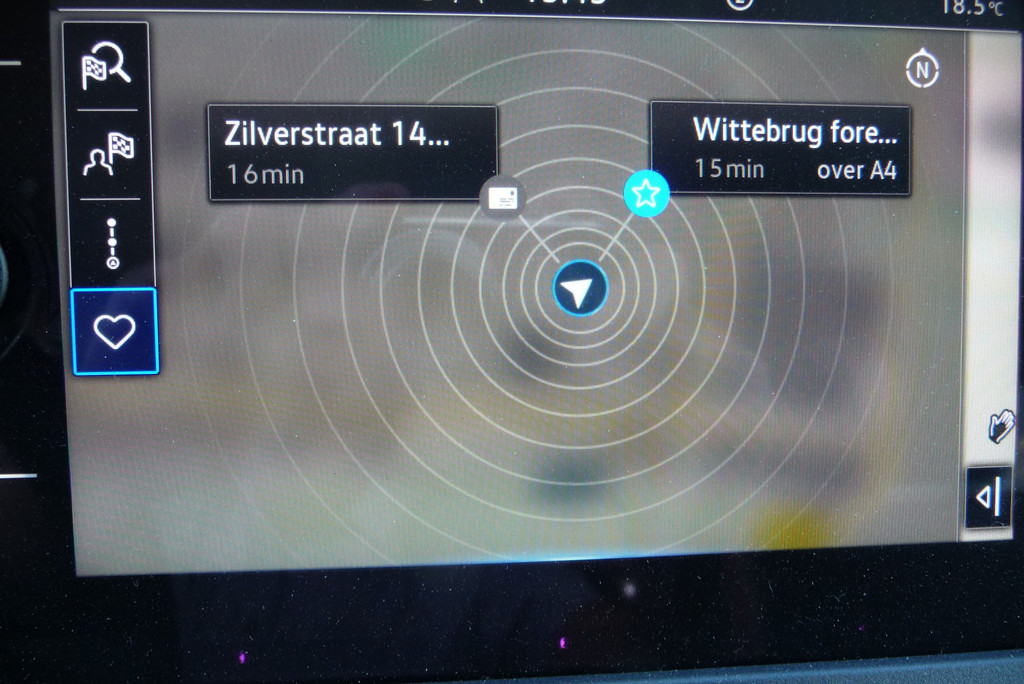 Volkswagen Transporter 2.0 TDI L2H1 30 Highline DC 5 zits Aut 204 pk 2 zijschuifdeur, trekhaak, BPM vrij 20