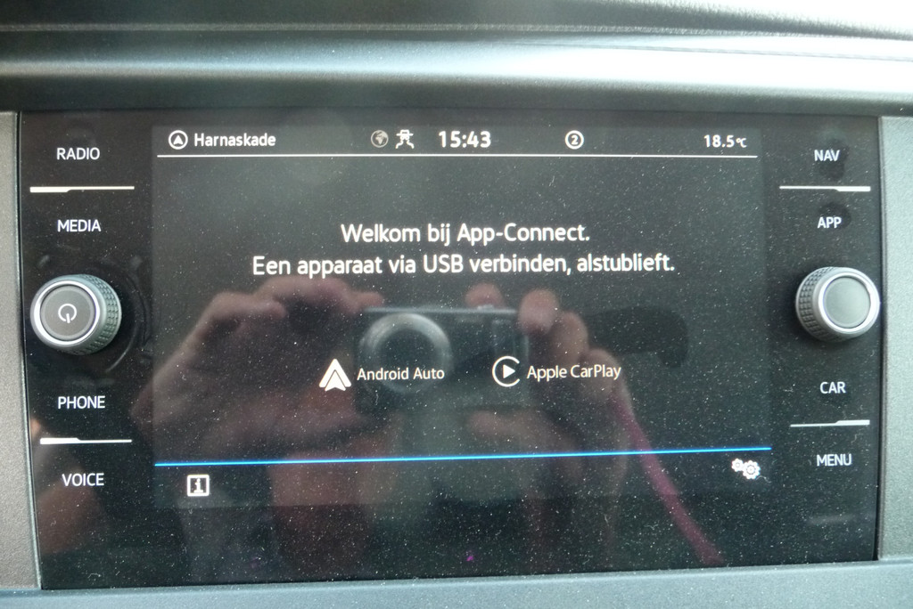 Volkswagen Transporter 2.0 TDI L2H1 30 Highline DC 5 zits Aut 204 pk 2 zijschuifdeur, trekhaak, BPM vrij 8