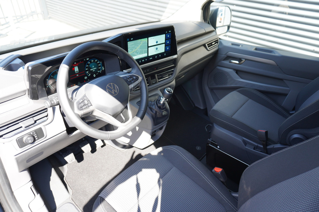 Volkswagen Transporter 2.0 TDI L2H1 30 Style 150 pk, Navigatie, Climatronic, PDV V + A, Achteruitrijcamera 16