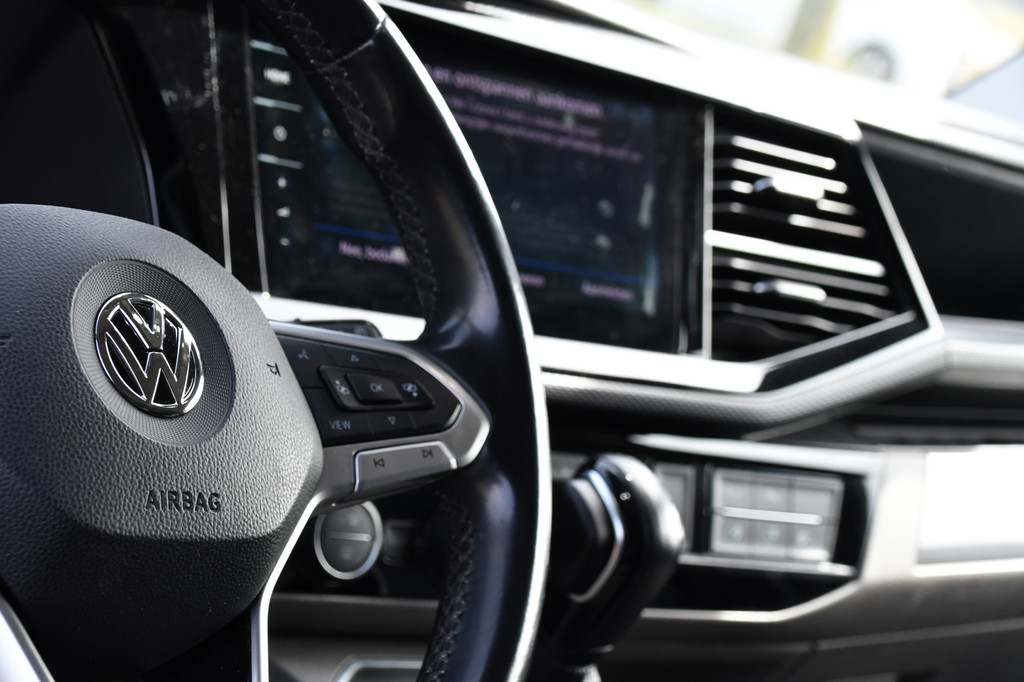 Volkswagen Transporter 2.0 TDI L2H1 32 DC Caravelle Full Options! Virtual, Adaptieve Cruise, Camera, Carplay, LED, Automaat, 2 x Schuifdeur, Clima, Uniek! Bulli, Highline 15