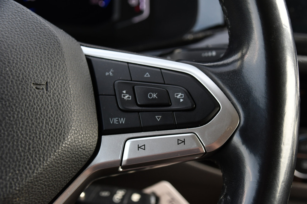 Volkswagen Transporter 2.0 TDI L2H1 32 DC Caravelle Full Options! Virtual, Adaptieve Cruise, Camera, Carplay, LED, Automaat, 2 x Schuifdeur, Clima, Uniek! Bulli, Highline 21