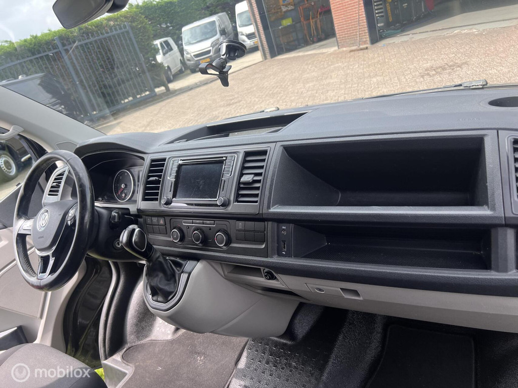 Volkswagen Transporter 2.0 TDI L2H1 4Motion 10
