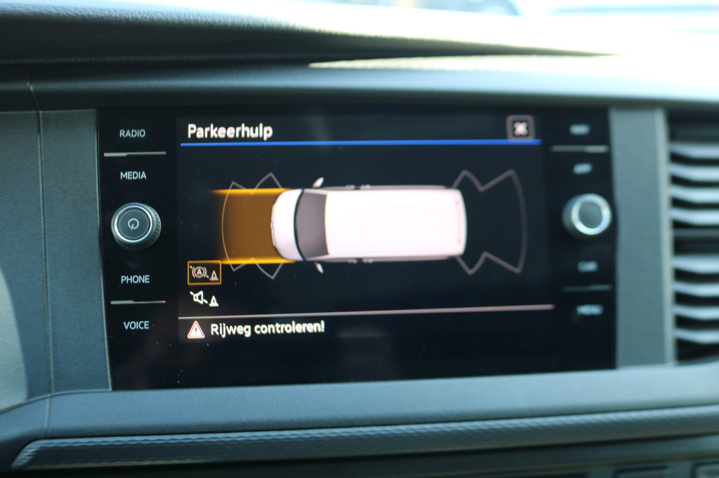 Volkswagen Transporter 2.0 TDI L2 H1 Airco Navigatie Trekhaak 20