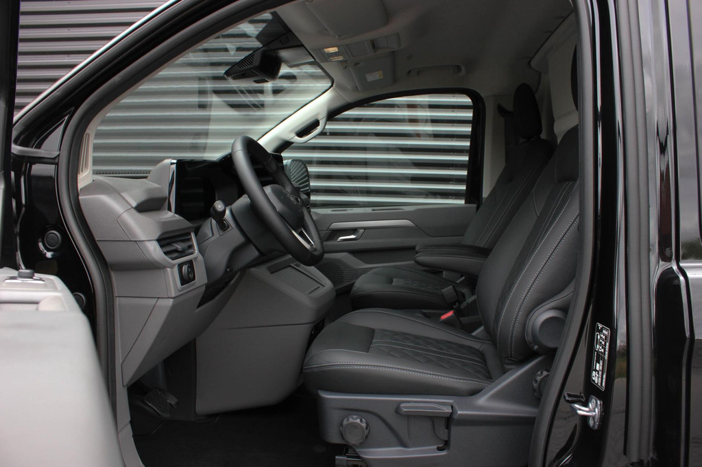 Volkswagen Transporter 2.0 TDI L2H1 BULLI 150PK DSG FULL BLACK / DRIVER ASSISTANCE / 2-ZITS / MY2024 / CAMERA / ADAP.CRUISE / FUL 15