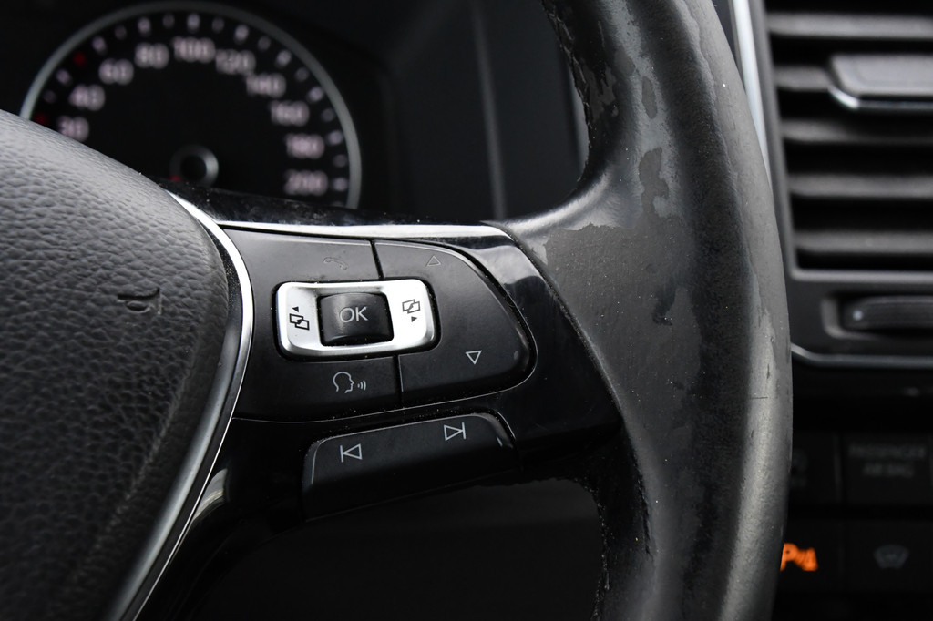 Volkswagen Transporter 2.0 TDI L2H1 Black Edition Highline Adaptieve Cruise, Camera, Carplay, Leder, Trekhaak, Sensoren, 150pk, Automaat, Uniek! 18