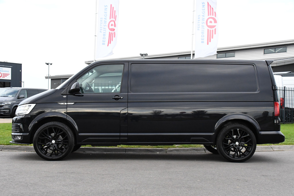 Volkswagen Transporter 2.0 TDI L2H1 Black Edition Highline Adaptieve Cruise, Camera, Carplay, Leder, Trekhaak, Sensoren, 150pk, Automaat, Uniek! 9