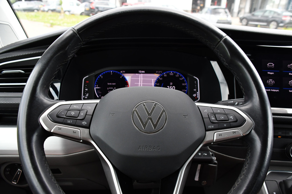 Volkswagen Transporter 2.0 TDI L2H1 Bulli Virtual, Adaptieve Cruise, Camera, Carplay, NAVI, LED, 150pk, Sensoren, Automaat, Uniek! 16