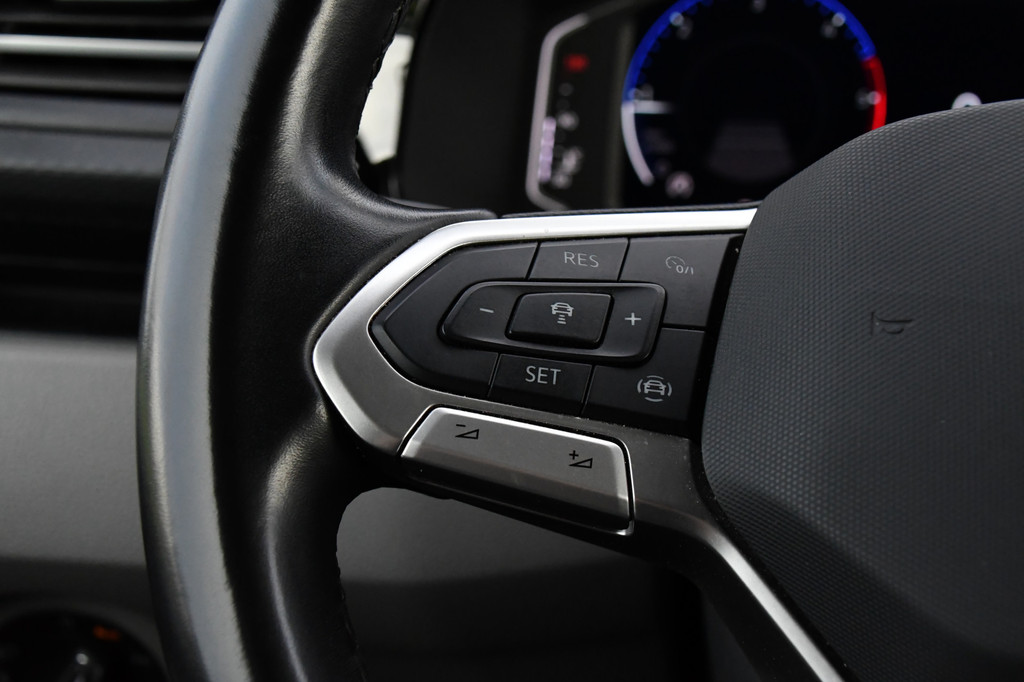 Volkswagen Transporter 2.0 TDI L2H1 Bulli Virtual, Adaptieve Cruise, Carplay, Camera, 150pk, 2 x Schuifdeur, LED, Multimedia, Uniek! 17