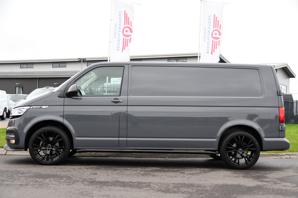 Volkswagen Transporter 2.0 TDI L2H1 Bulli Virtual, Cruise, Carplay, Automaat, Multimedia, Sensoren, 150PK, Trekhaak, LED, UNIEK! 9