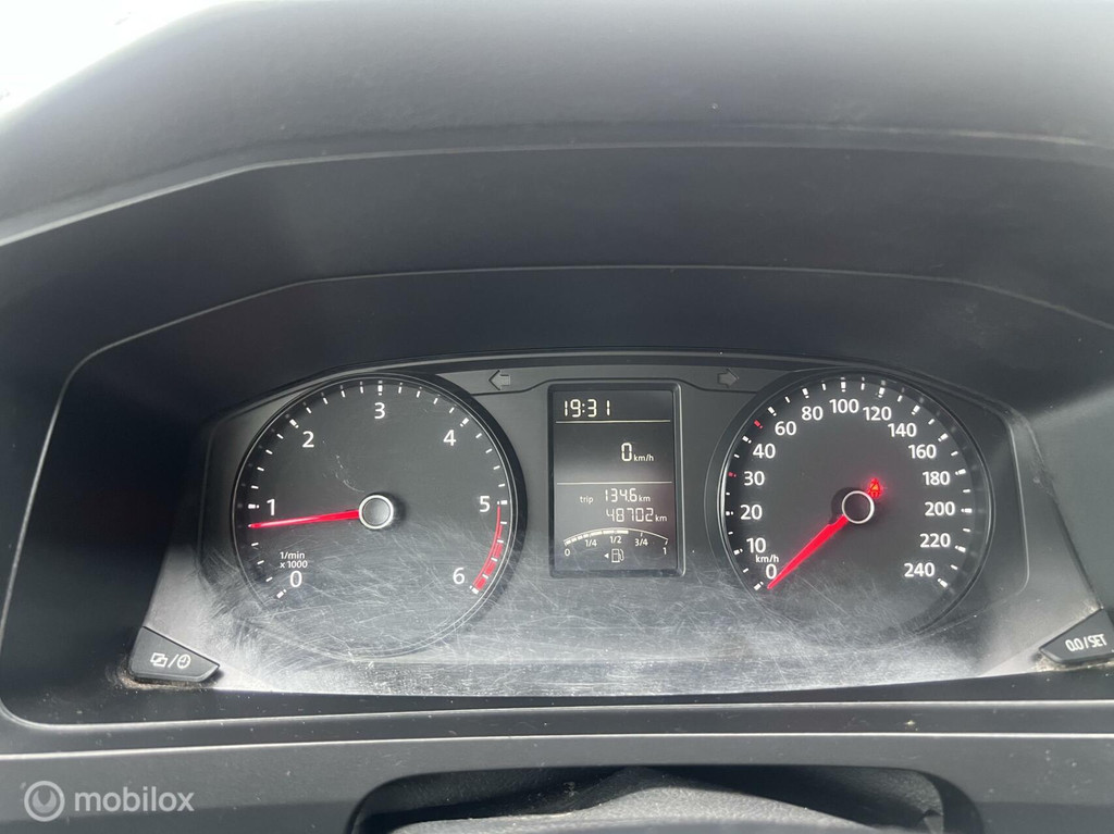 Volkswagen Transporter 2.0 TDI L2H1 Comfortline 9