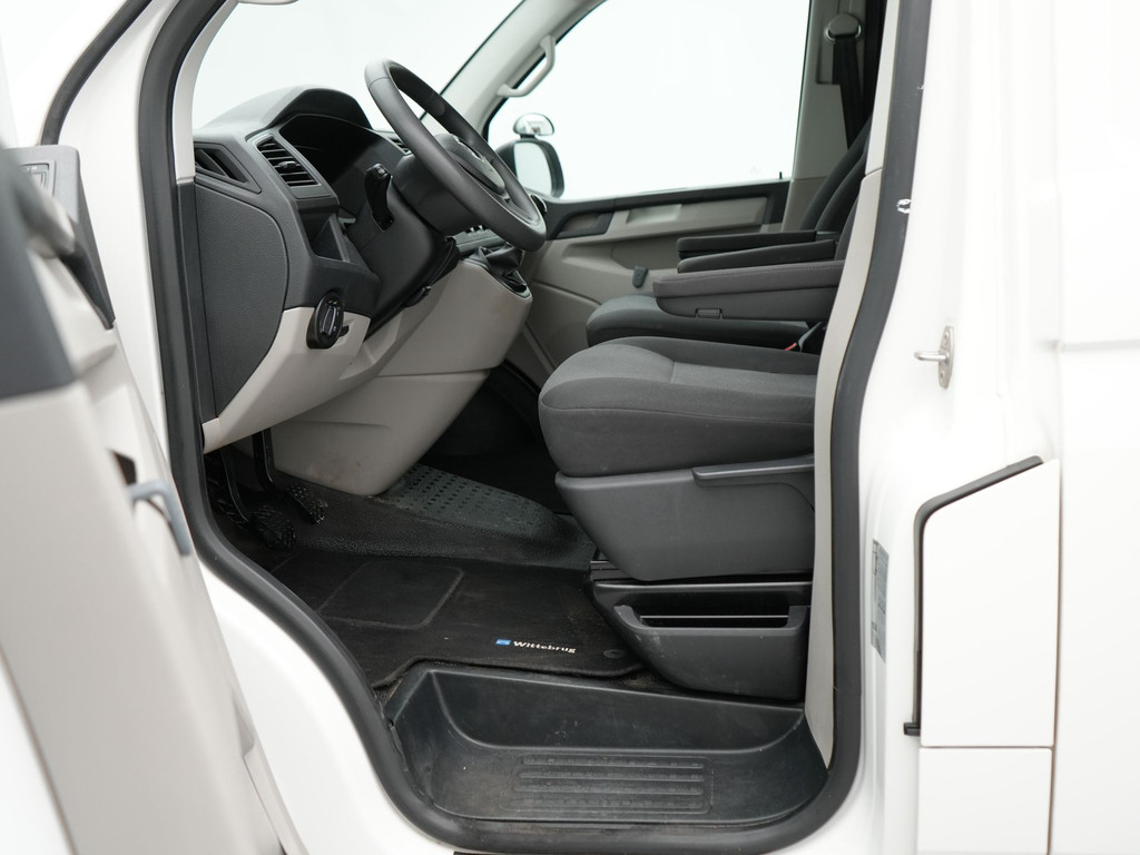 Volkswagen Transporter 2.0 TDI L2H1 Comfortline 75Kw | Navigatie | Achteruitrijcamera | Appconnect |trekhaak 16