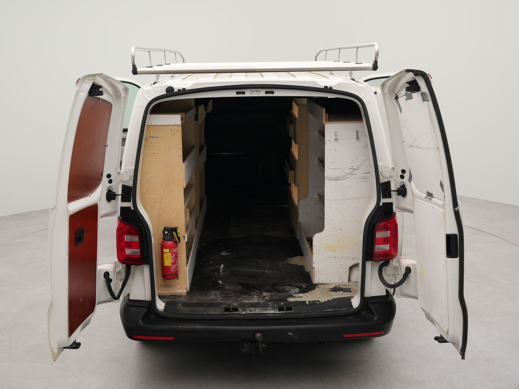Volkswagen Transporter 2.0 TDI L2H1 Comfortline 75Kw | Navigatie | Achteruitrijcamera | Appconnect |trekhaak 18