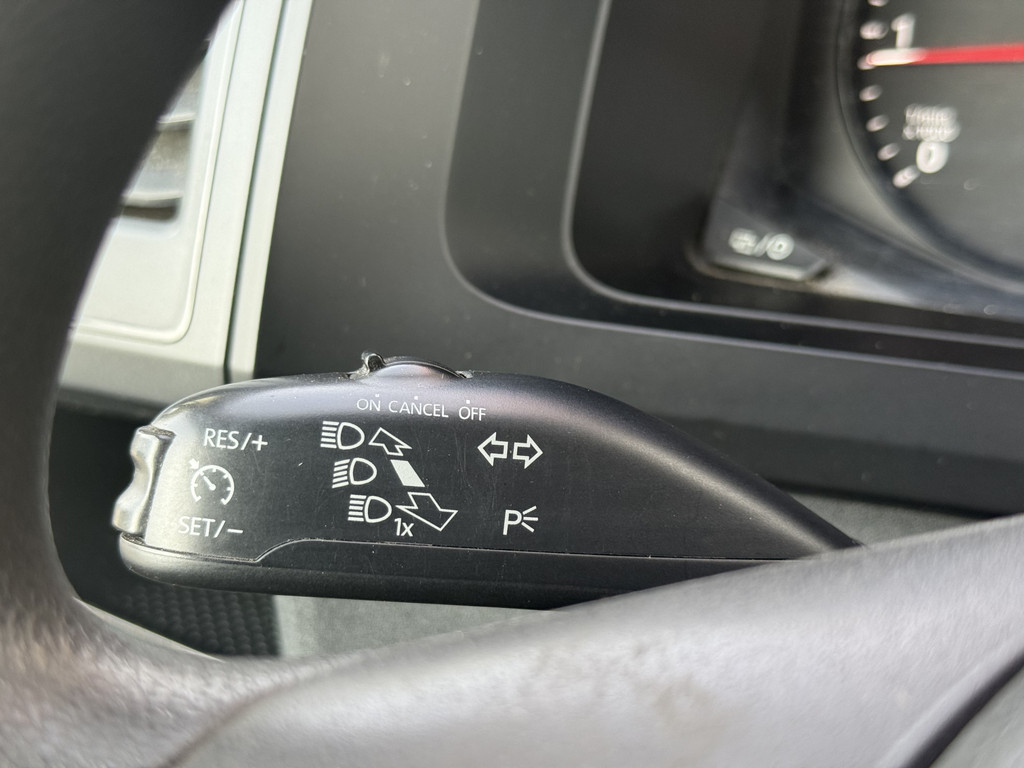 Volkswagen Transporter 2.0 TDI L2H1 Comfortline | NL-auto | Airco | Cruisec. | Trekhaak | Sidebars 14