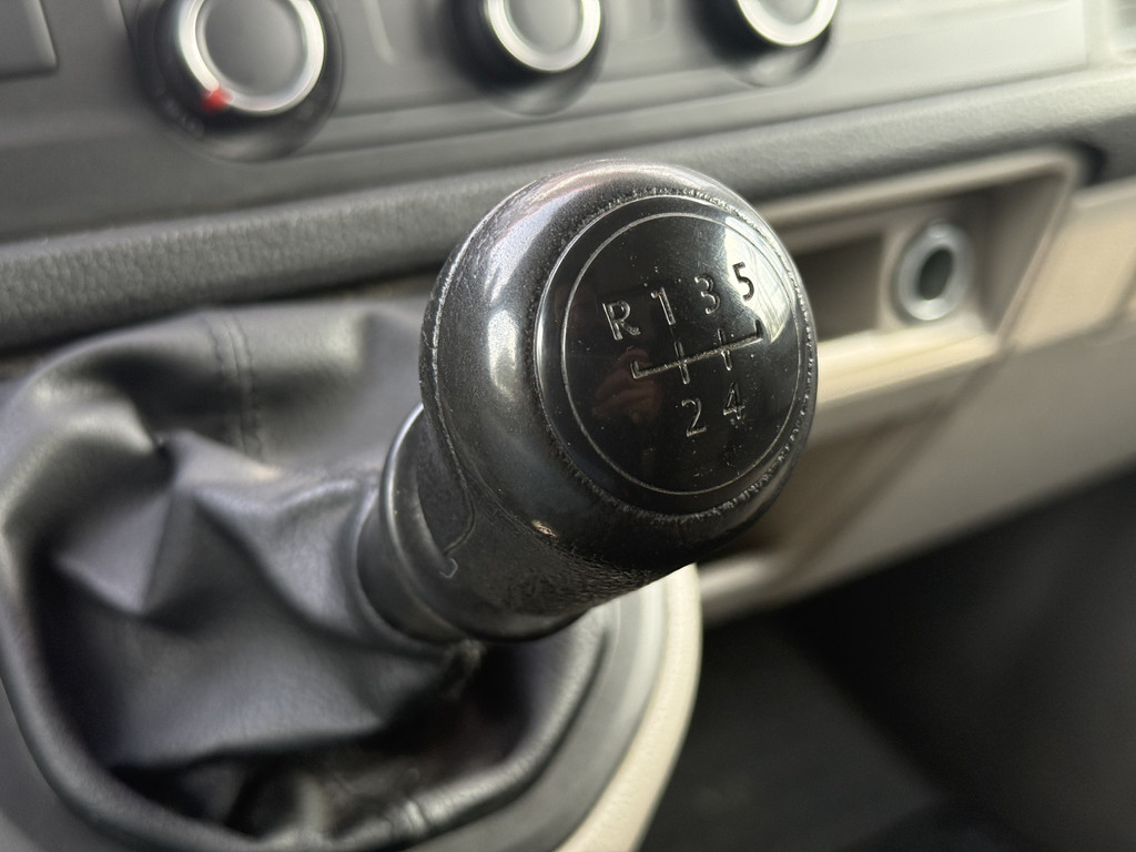 Volkswagen Transporter 2.0 TDI L2H1 Comfortline | NL-auto | Airco | Cruisec. | Trekhaak | Sidebars 21