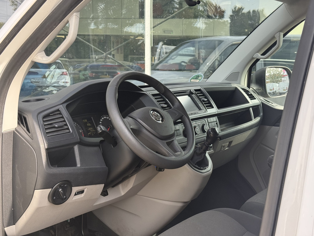 Volkswagen Transporter 2.0 TDI L2H1 Comfortline | NL-auto | Airco | Cruisec. | Trekhaak | Sidebars 9