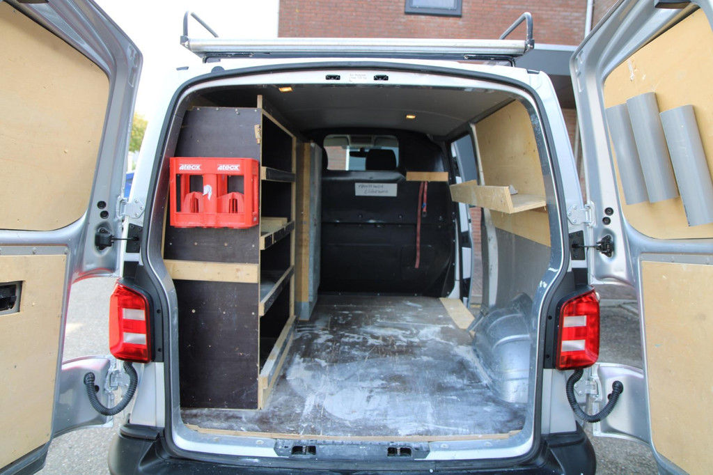 Volkswagen Transporter 2.0 TDI L2H1 Comfortline / Trekhaak / Imperiaal / Cruise / 3 zits 7