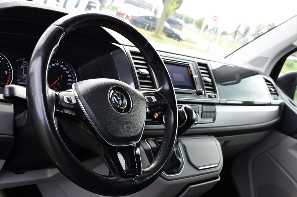 Volkswagen Transporter 2.0 TDI L2H1 DC 4Motion Highline Adaptieve Cruise, LED, 204pk, Automaat, 4x4, Leder, Multimedia, 2 x Schuifdeur, Sensoren, Uniek! 13