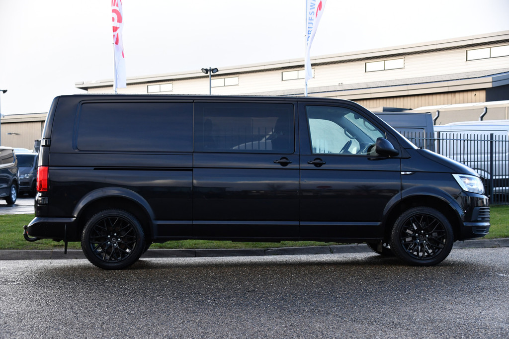 Volkswagen Transporter 2.0 TDI L2H1 DC 4Motion Highline Black Edition Camera, Cruise, Automaat, Multimedia, 204Pk, 2 x schuifdeur, LED, Uniek! 10