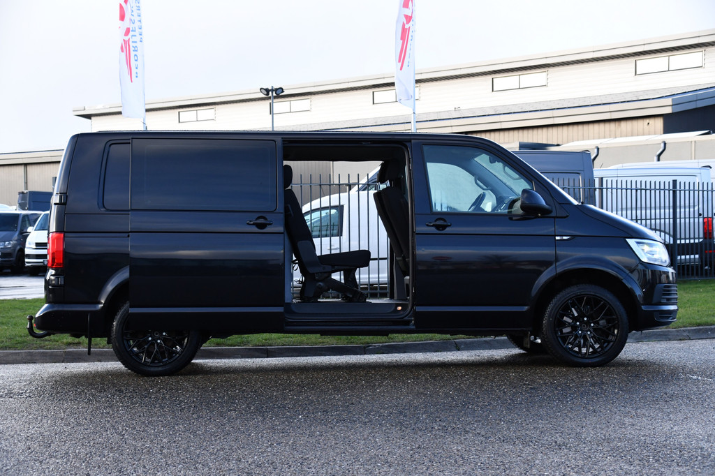 Volkswagen Transporter 2.0 TDI L2H1 DC 4Motion Highline Black Edition Camera, Cruise, Automaat, Multimedia, 204Pk, 2 x schuifdeur, LED, Uniek! 11
