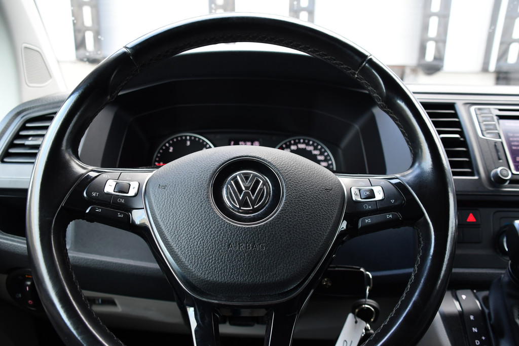 Volkswagen Transporter 2.0 TDI L2H1 DC 4Motion Highline Black Edition Camera, Cruise, Automaat, Multimedia, 204Pk, 2 x schuifdeur, LED, Uniek! 15