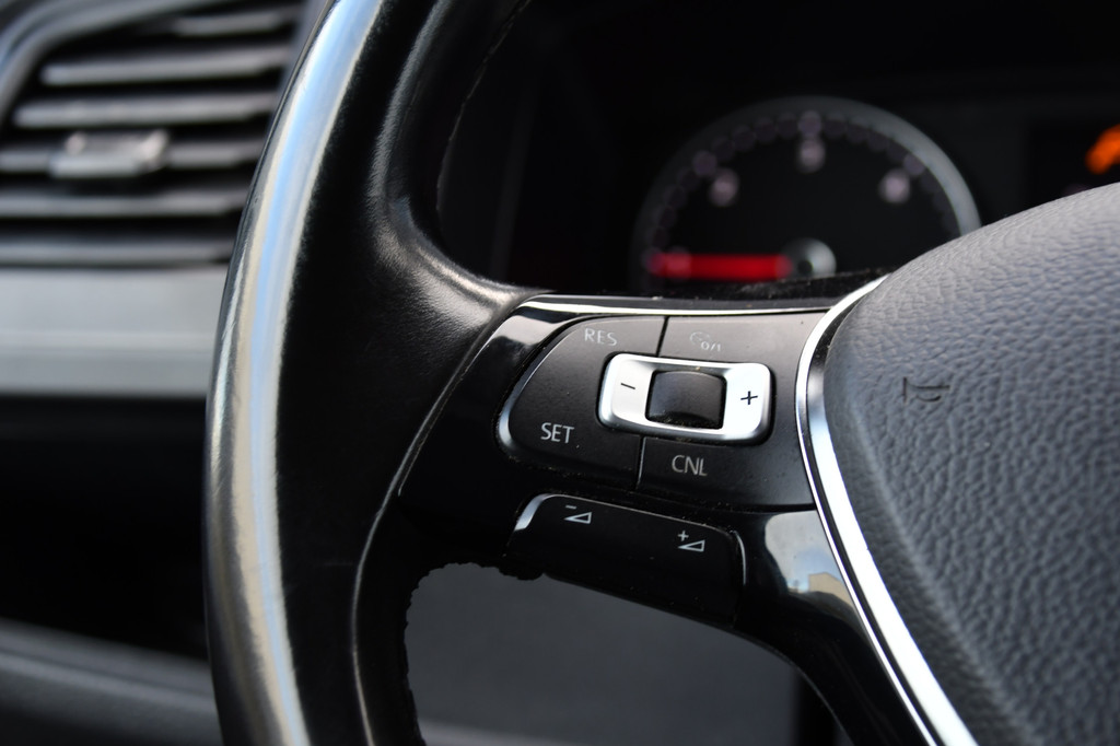 Volkswagen Transporter 2.0 TDI L2H1 DC 4Motion Highline Black Edition Camera, Cruise, Automaat, Multimedia, 204Pk, 2 x schuifdeur, LED, Uniek! 16